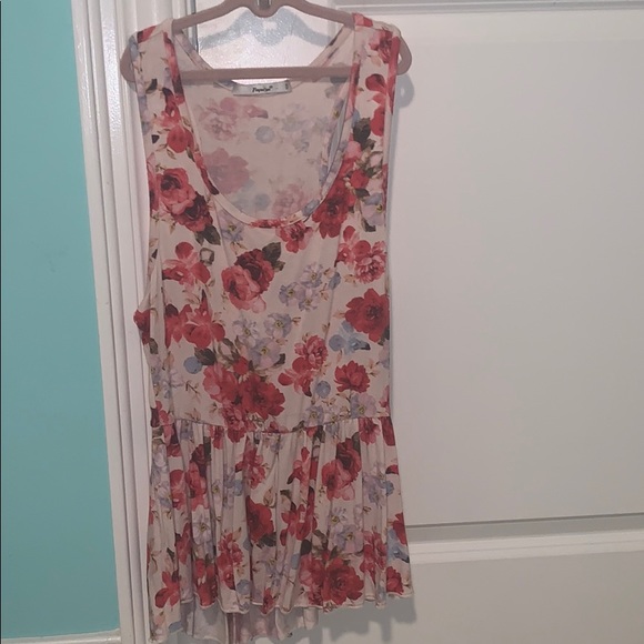 Floral Tanktop - Picture 1 of 2